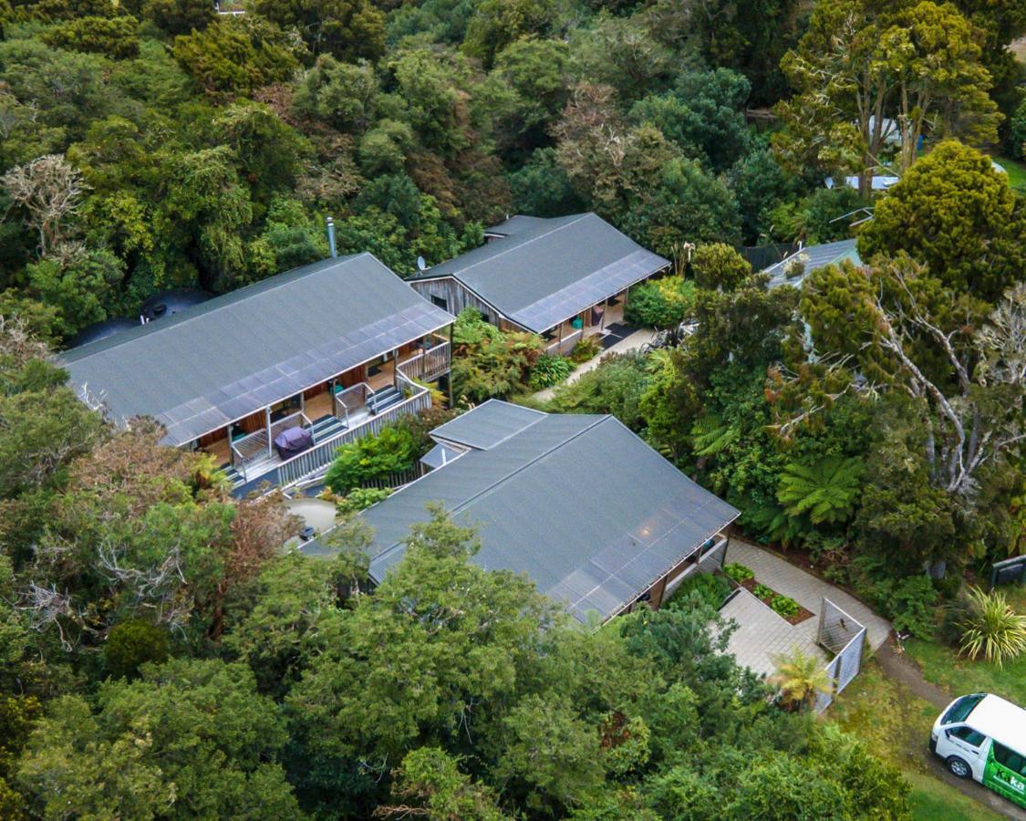 Kaka Retreat Motel, Stewart Island Half-moon Bay Exterior photo